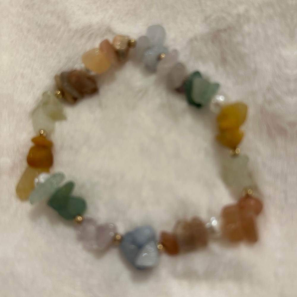 Stone Bracelet For Woman with Crystals, Pearls, and Small Gold beads